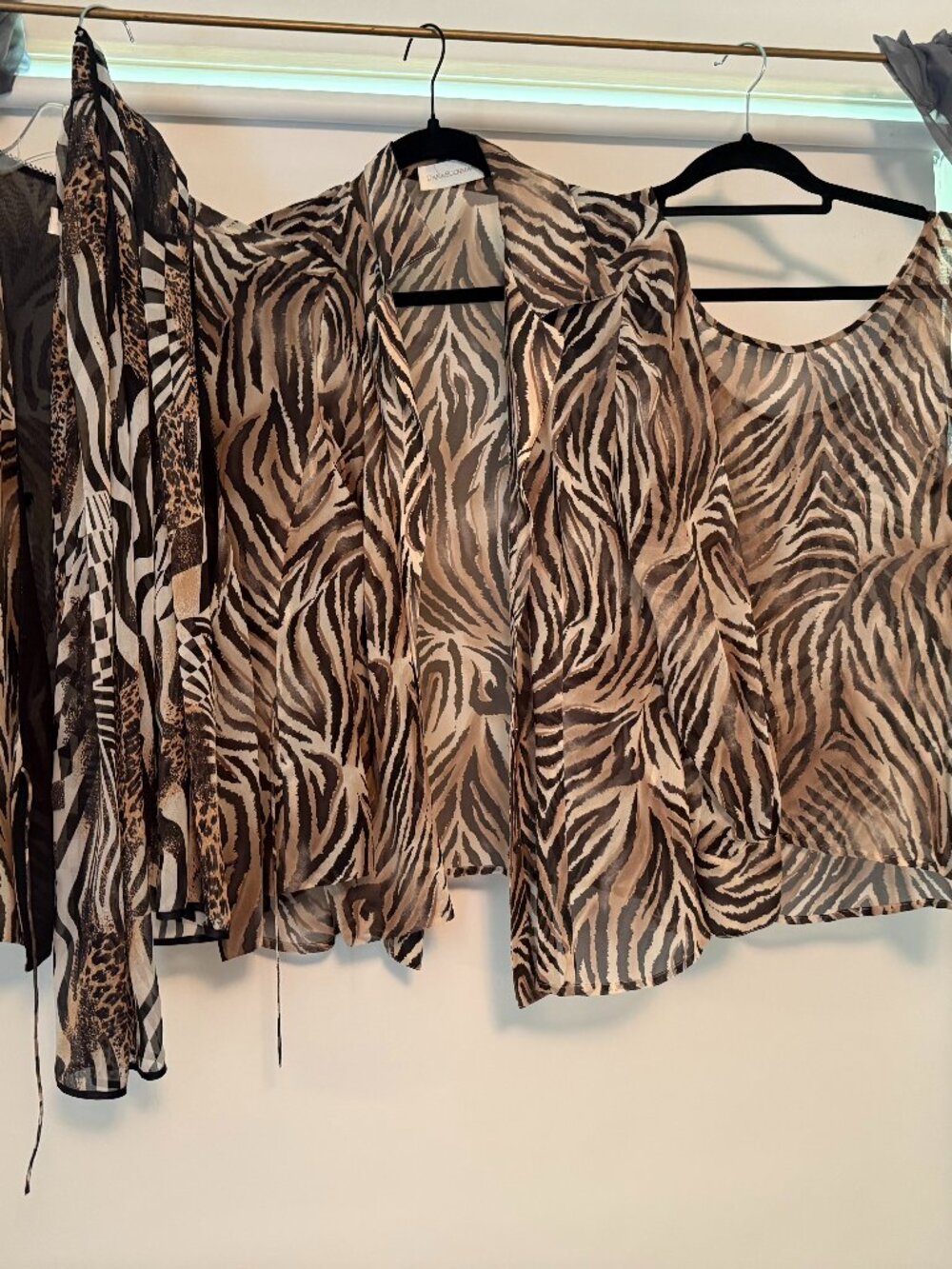 Vintage Dana Buchman 100% Silk Zebra Animal Print 4 Piece Set